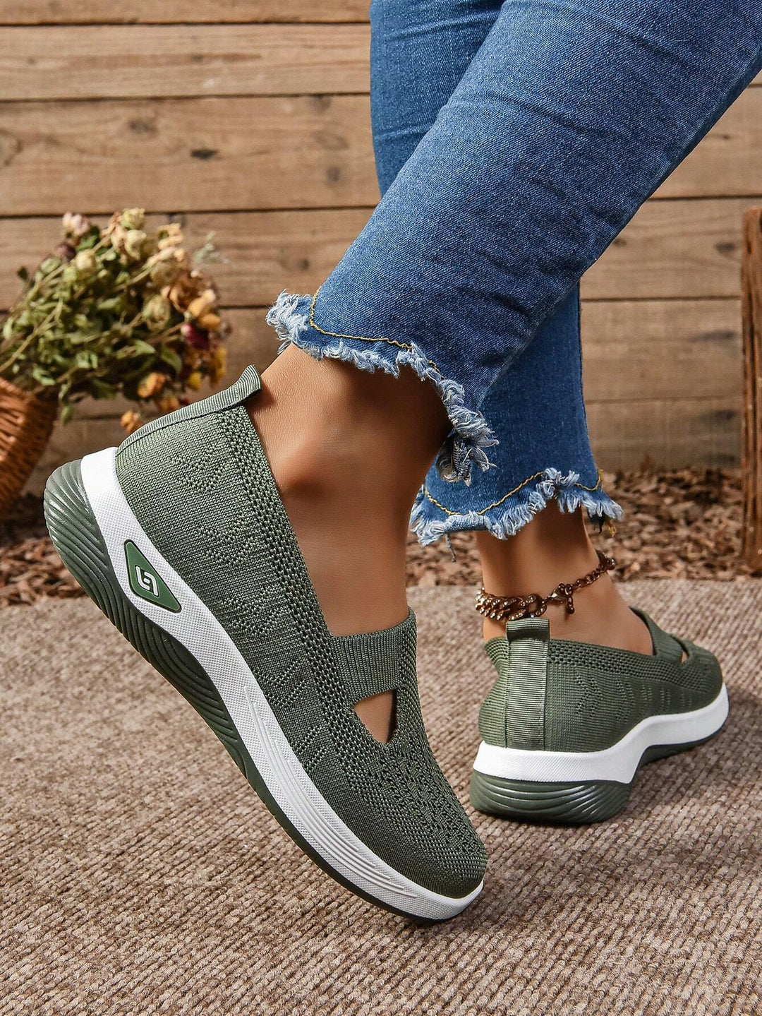 Stella | Womens Slip On Casual Walking Shoes