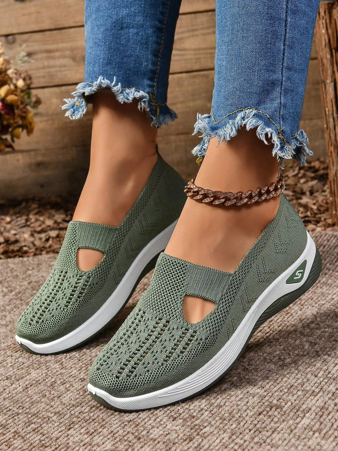 Stella | Womens Slip On Casual Walking Shoes