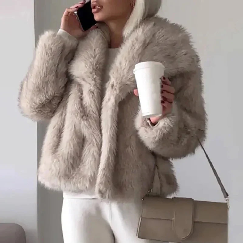 Anna | Women’s Relaxed Fit Faux Fur Jacket