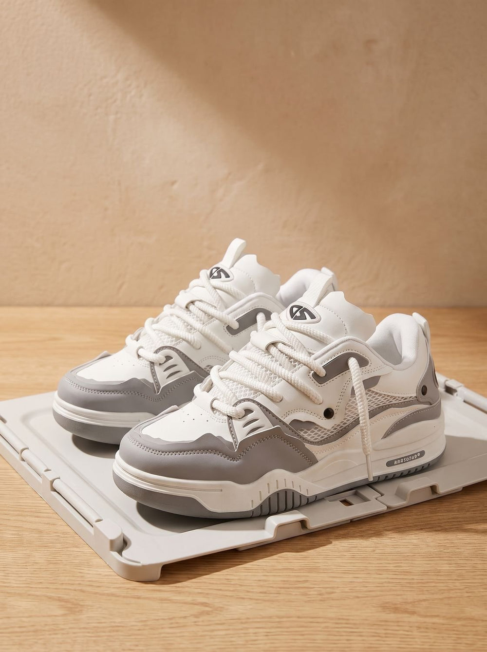 Men's Chunky Low-Top Lace-Up Fashion Sneakers - Gray