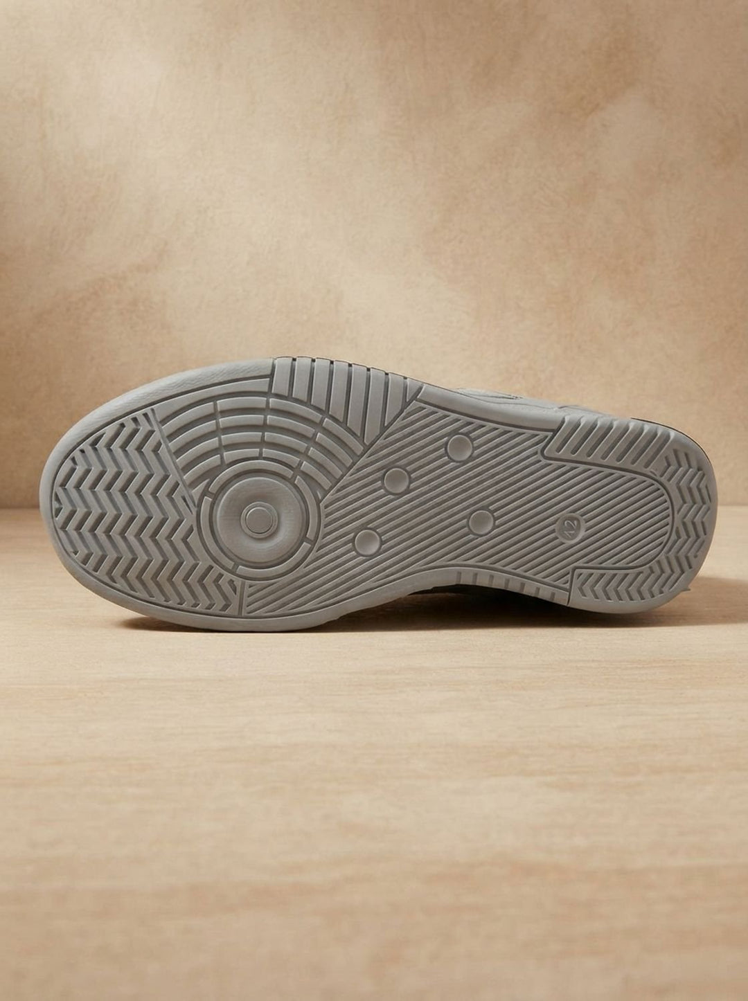 Men's Chunky Low-Top Lace-Up Fashion Sneakers