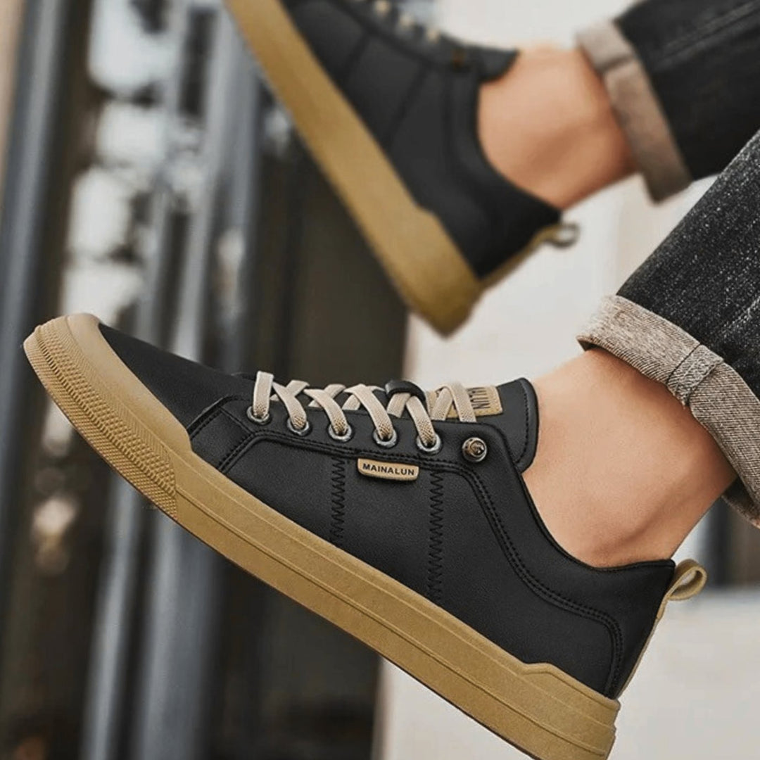 Men's Leather Low-Top Lace-Up Casual Sneakers