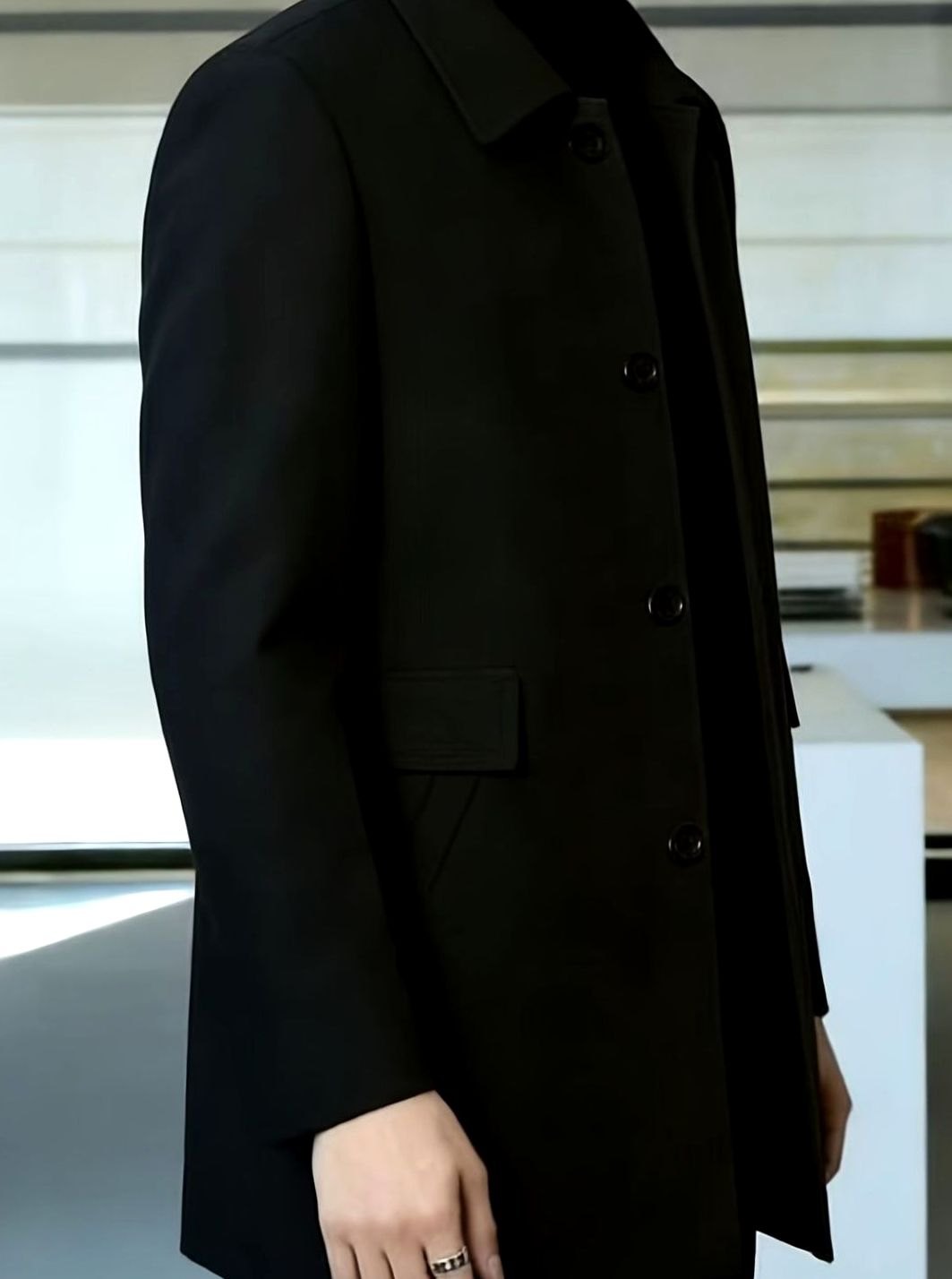 Men's Wool Single-Breasted Relaxed-Fit Overcoat