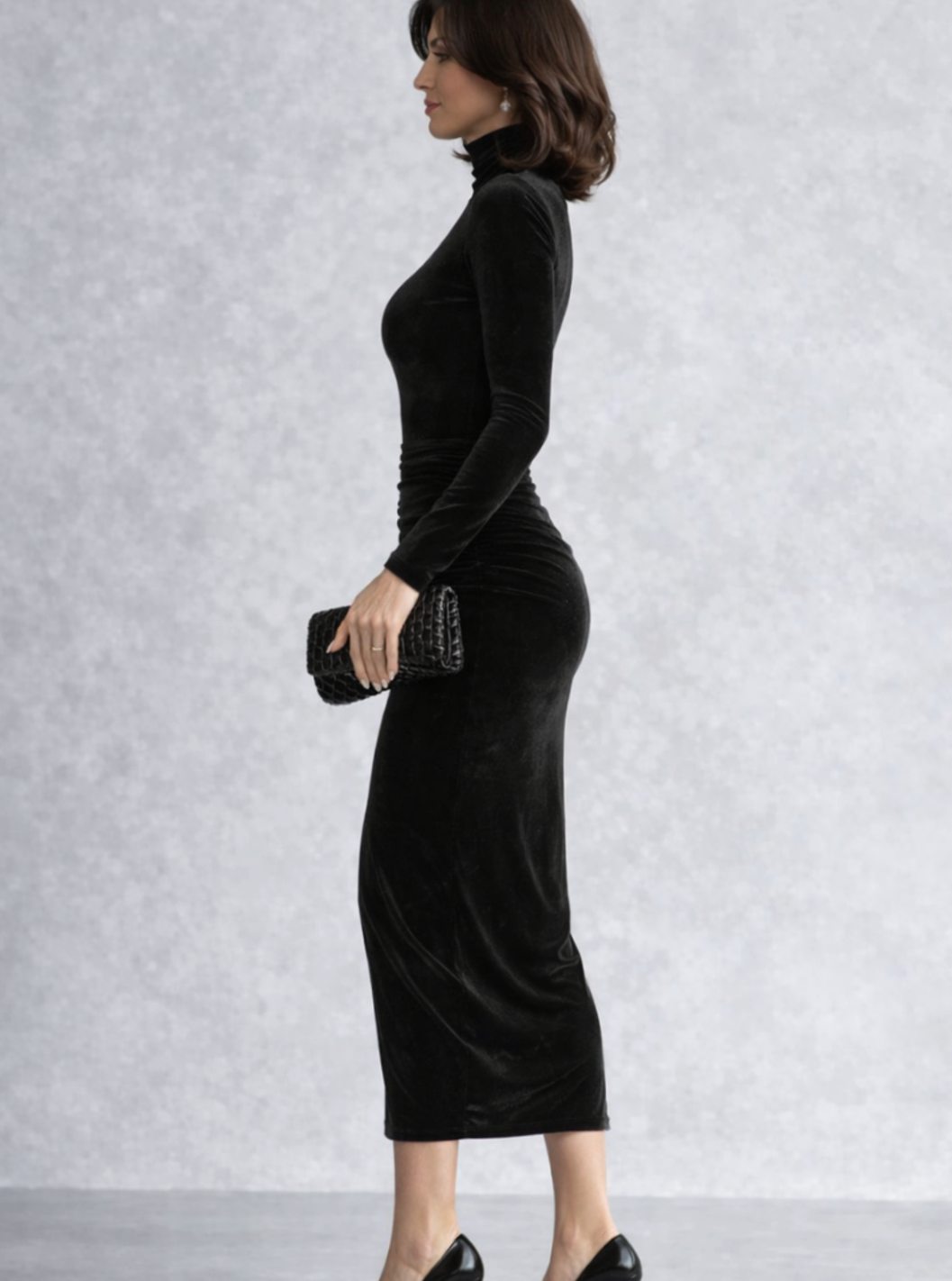 Women's Black Velvet Ruched Turtleneck Midi Cocktail Dress