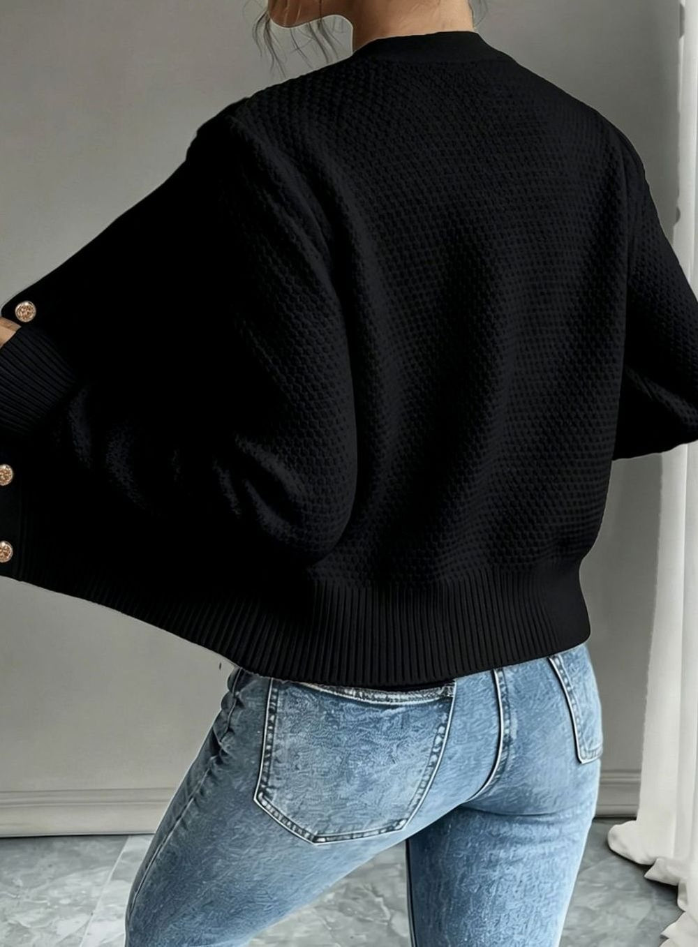 Women's Cable-Knit Gold-Button Cropped Cardigan