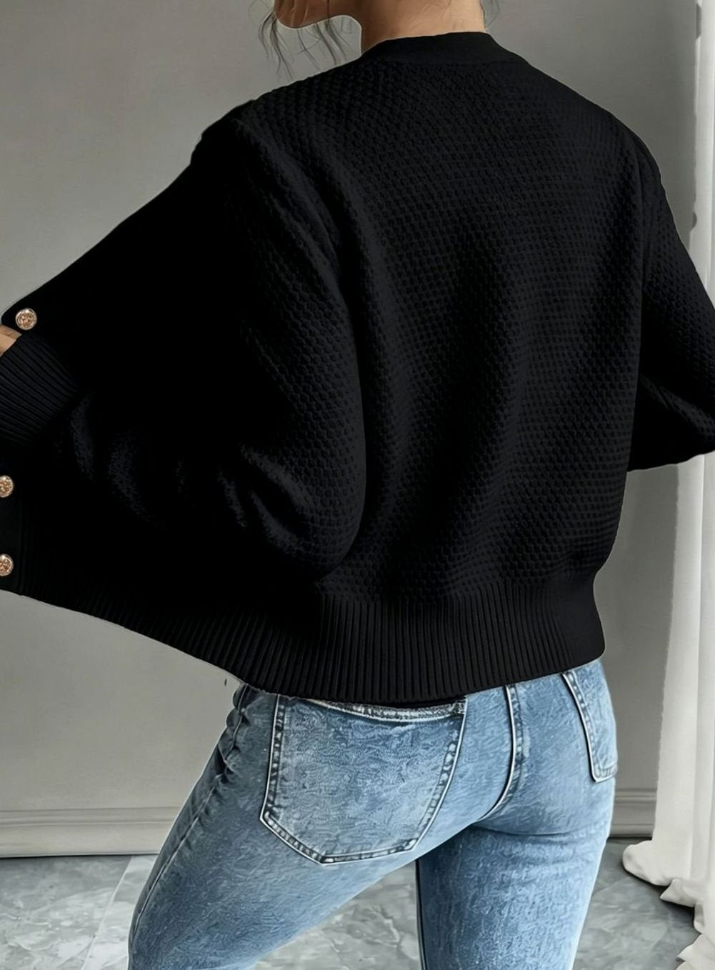 Women's Cable-Knit Gold-Button Cropped Cardigan