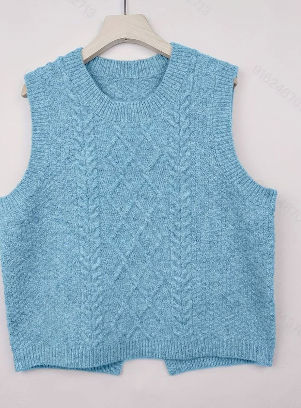 Women's Cable-Knit Sleeveless Pullover Sweater Vest
