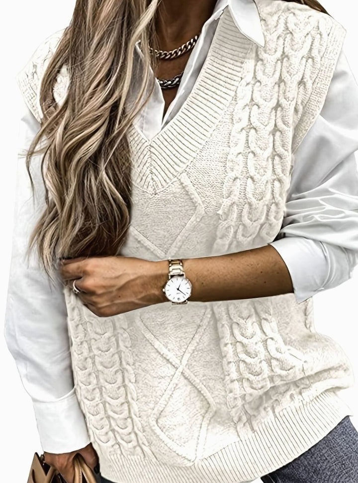 Women's Cable-Knit V-Neck Relaxed-Fit Sweater Vest