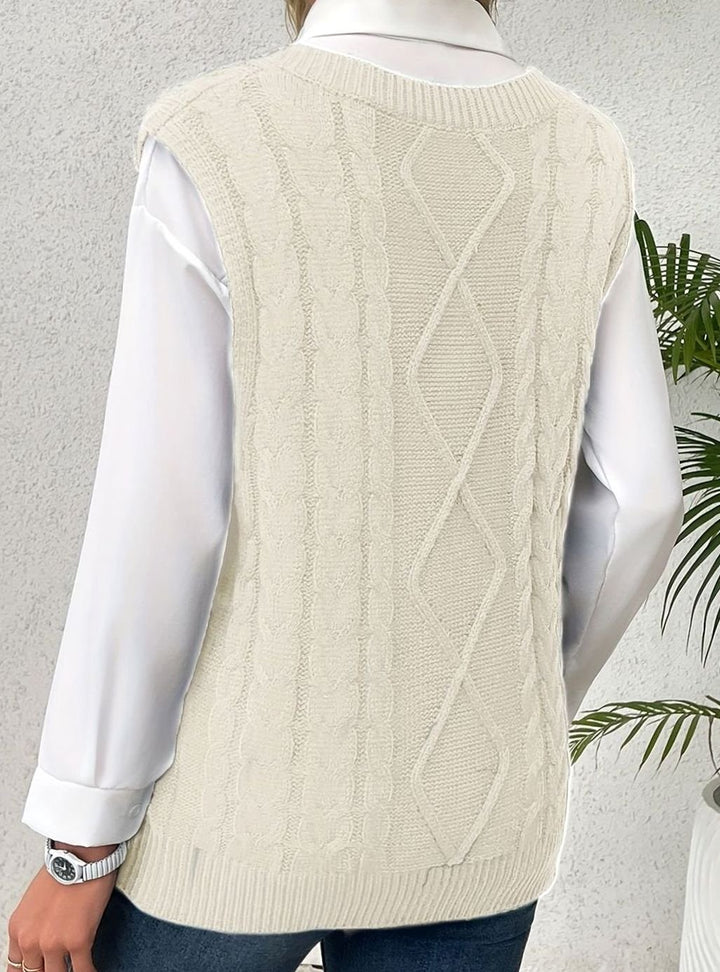 Women's Cable-Knit V-Neck Relaxed-Fit Sweater Vest