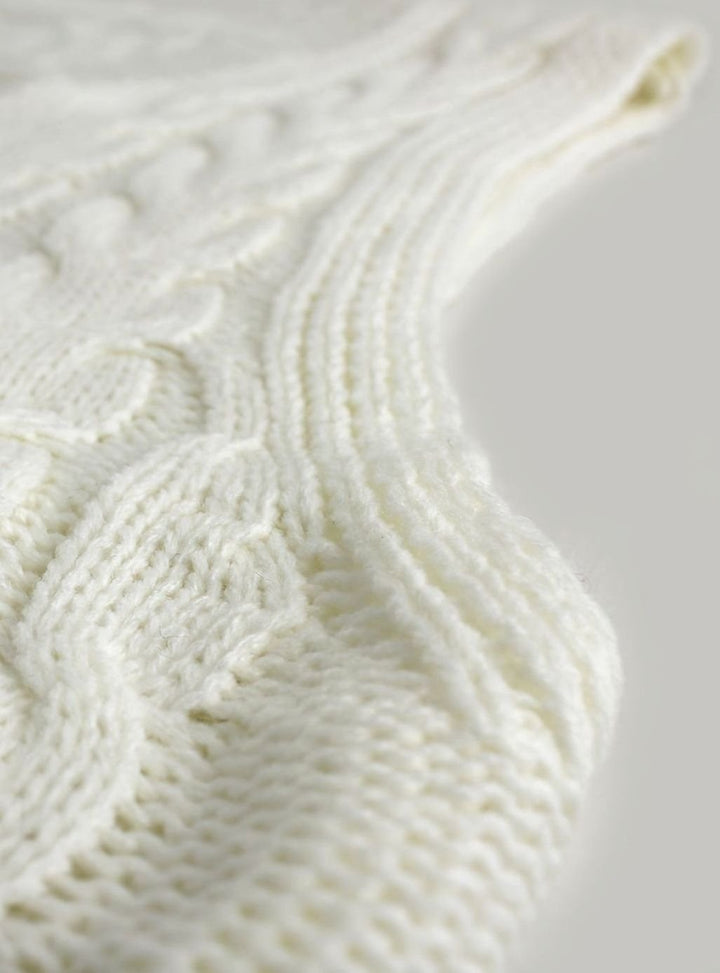 Women's Cable-Knit V-Neck Relaxed-Fit Sweater Vest