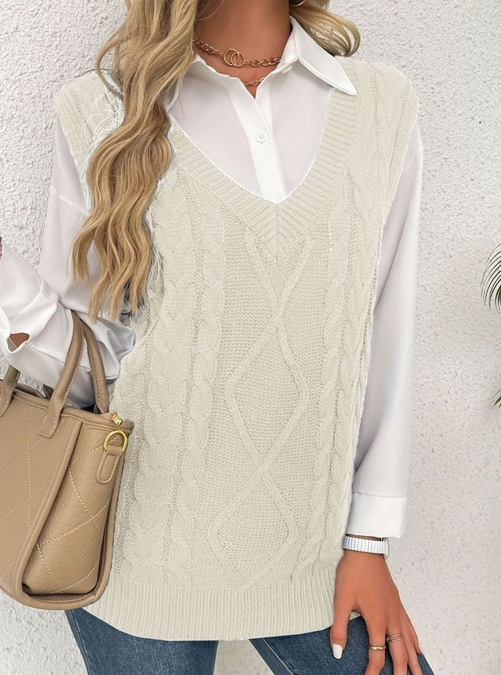 Women's Cable-Knit V-Neck Relaxed-Fit Sweater Vest