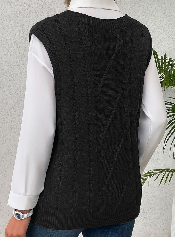 Women's Cable-Knit V-Neck Relaxed-Fit Sweater Vest