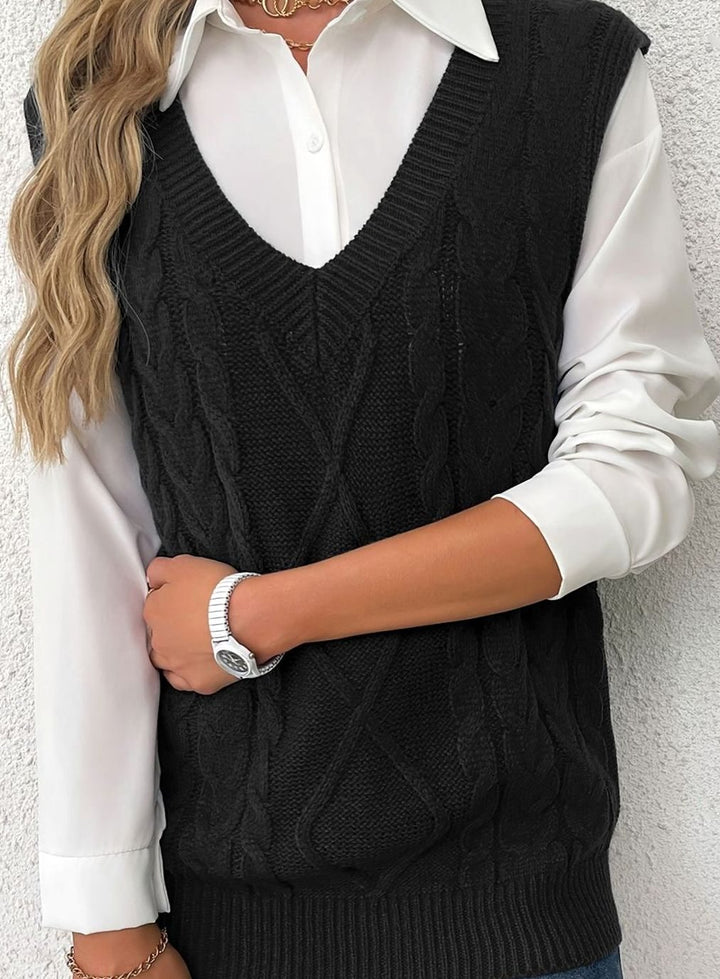 Women's Cable-Knit V-Neck Relaxed-Fit Sweater Vest