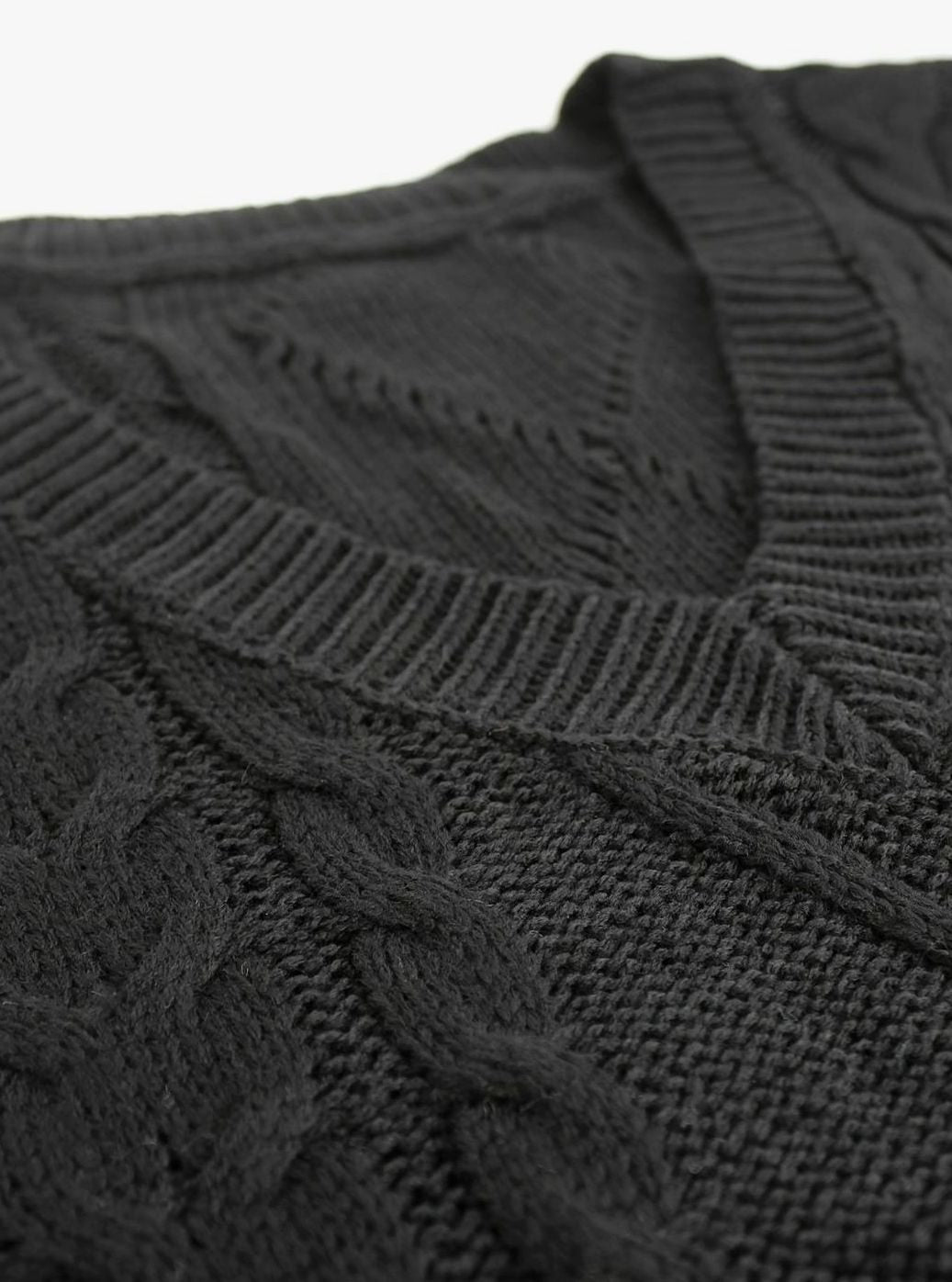 Women's Cable-Knit V-Neck Relaxed-Fit Sweater Vest