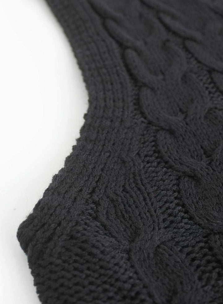 Women's Cable-Knit V-Neck Relaxed-Fit Sweater Vest