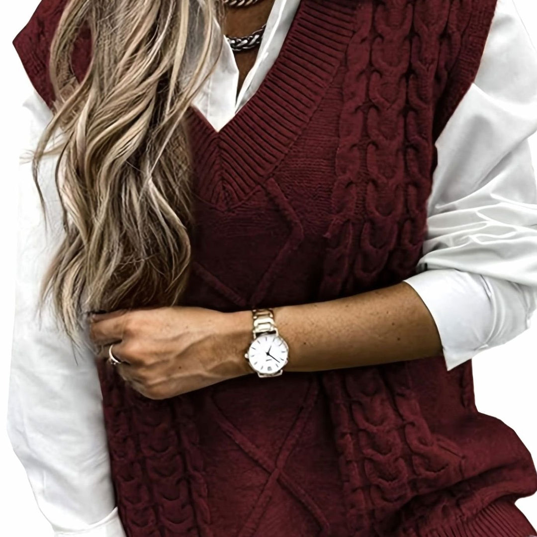 Women's Cable-Knit V-Neck Relaxed-Fit Sweater Vest - Burgundy