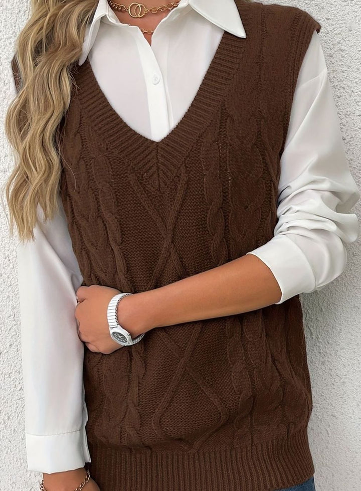 Women's Cable-Knit V-Neck Relaxed-Fit Sweater Vest