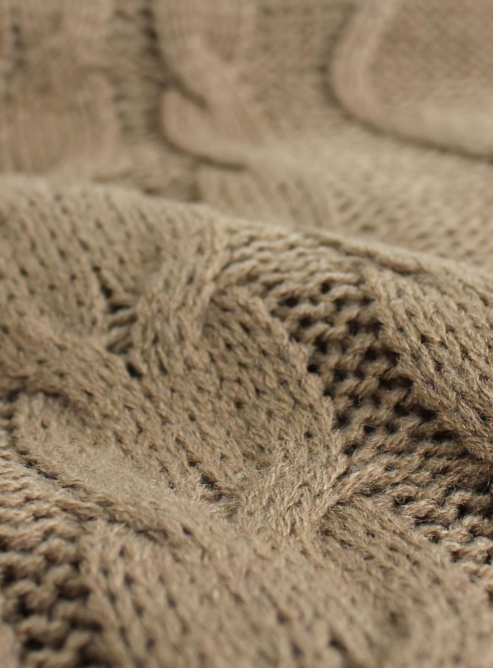 Women's Cable-Knit V-Neck Relaxed-Fit Sweater Vest