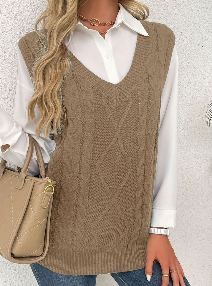 Women's Cable-Knit V-Neck Relaxed-Fit Sweater Vest