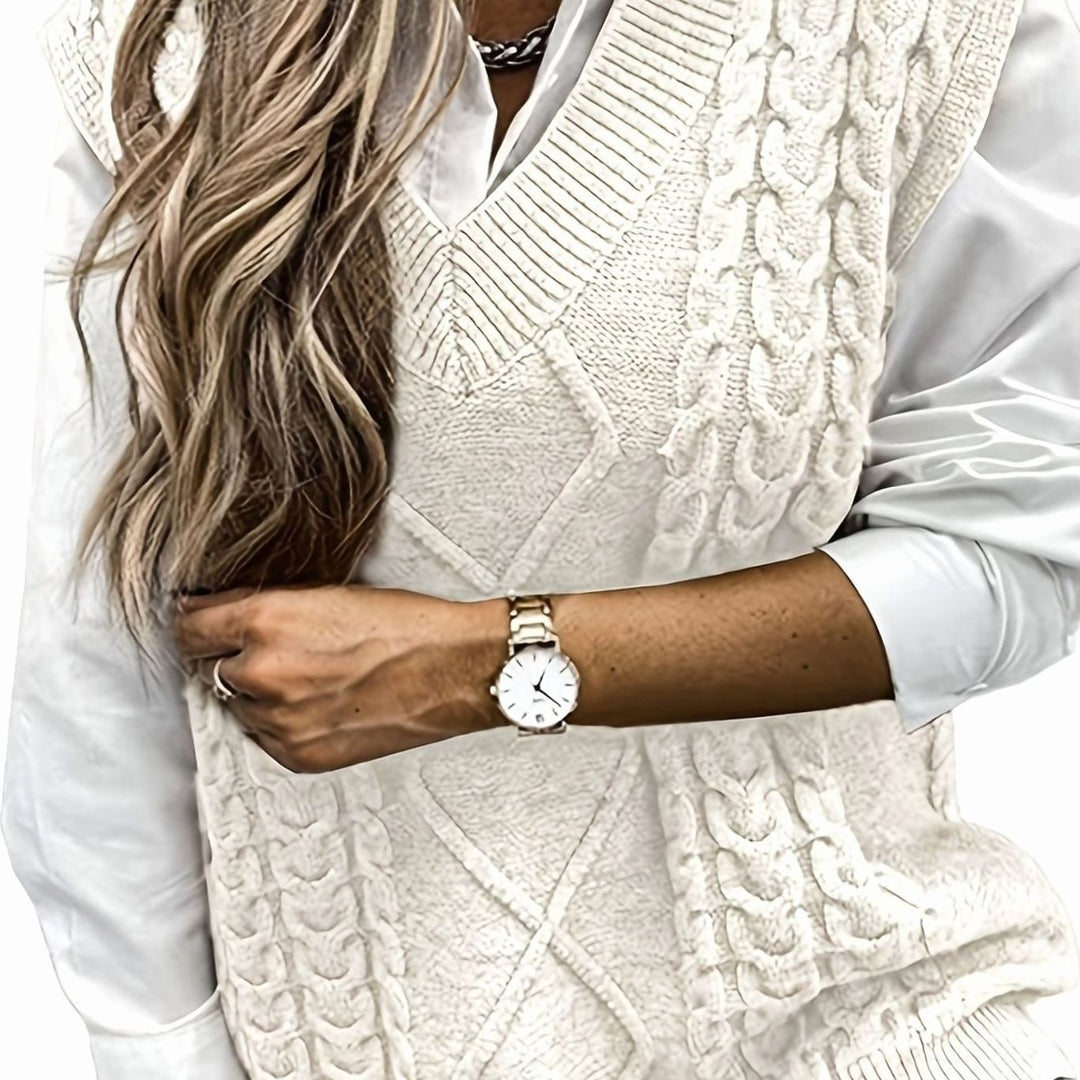 Women's Cable-Knit V-Neck Relaxed-Fit Sweater Vest - Milky White