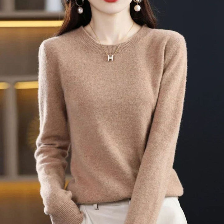Women's Classic Soft Cashmere Round-Neck Long-Sleeve Sweater - Deep Camel Brown