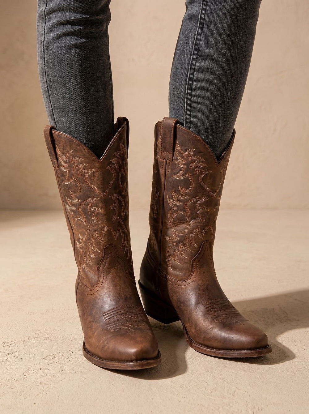 Women's Embroidered Mid-Calf Western Cowboy Boots Pointed-Toe Block Heel - Brown