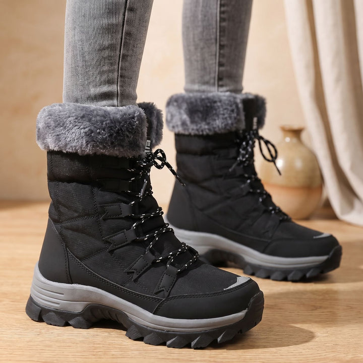 Women's Faux Fur Lace-Up Insulated Winter Snow Boots - Black