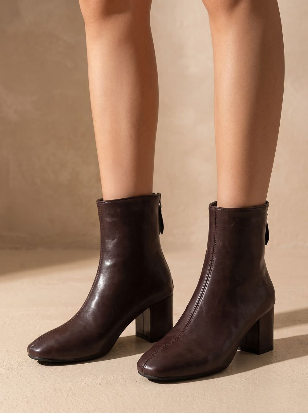 Women's Faux Leather Block Heel Zip-Up Ankle Boots