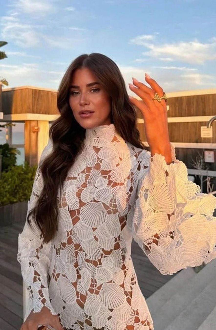 Women's Floral Lace High-Neck Long-Sleeve Mini Cocktail Dress