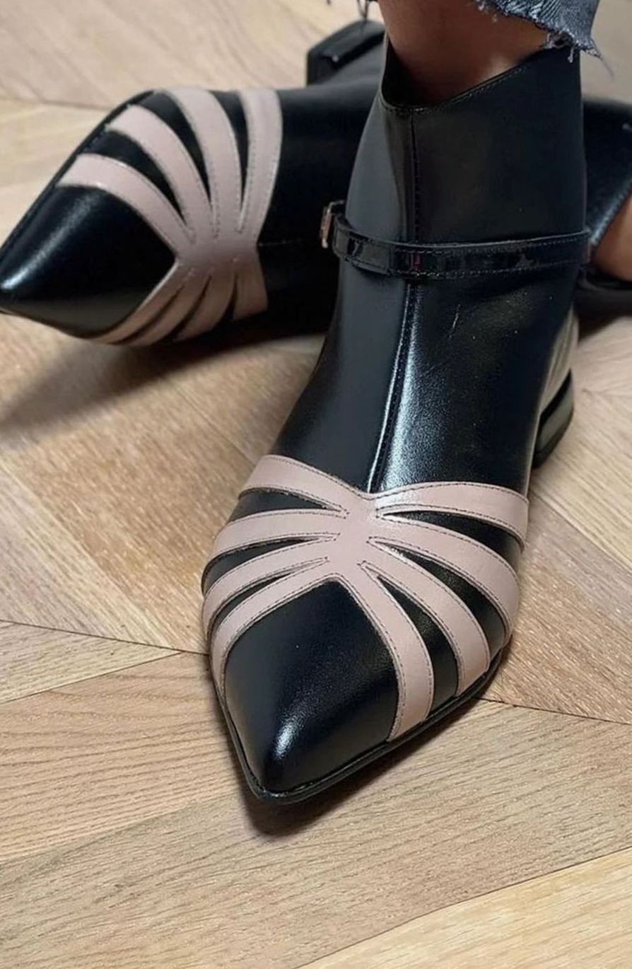 Women's Geometric Pointed-Toe Buckle Ankle Boots - Black