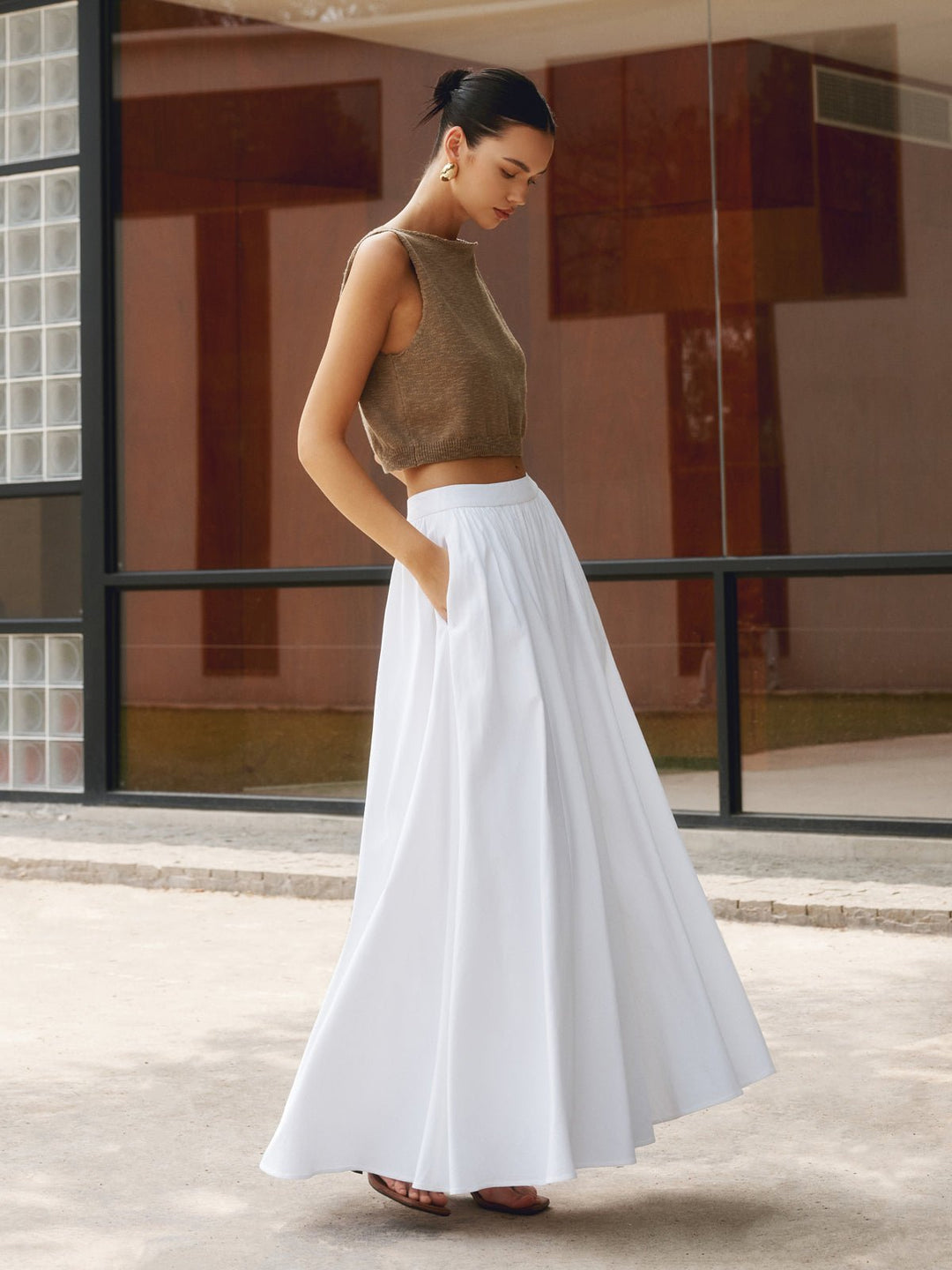 Women's High Waist Pleated A-Line Maxi Skirt with Pockets - White