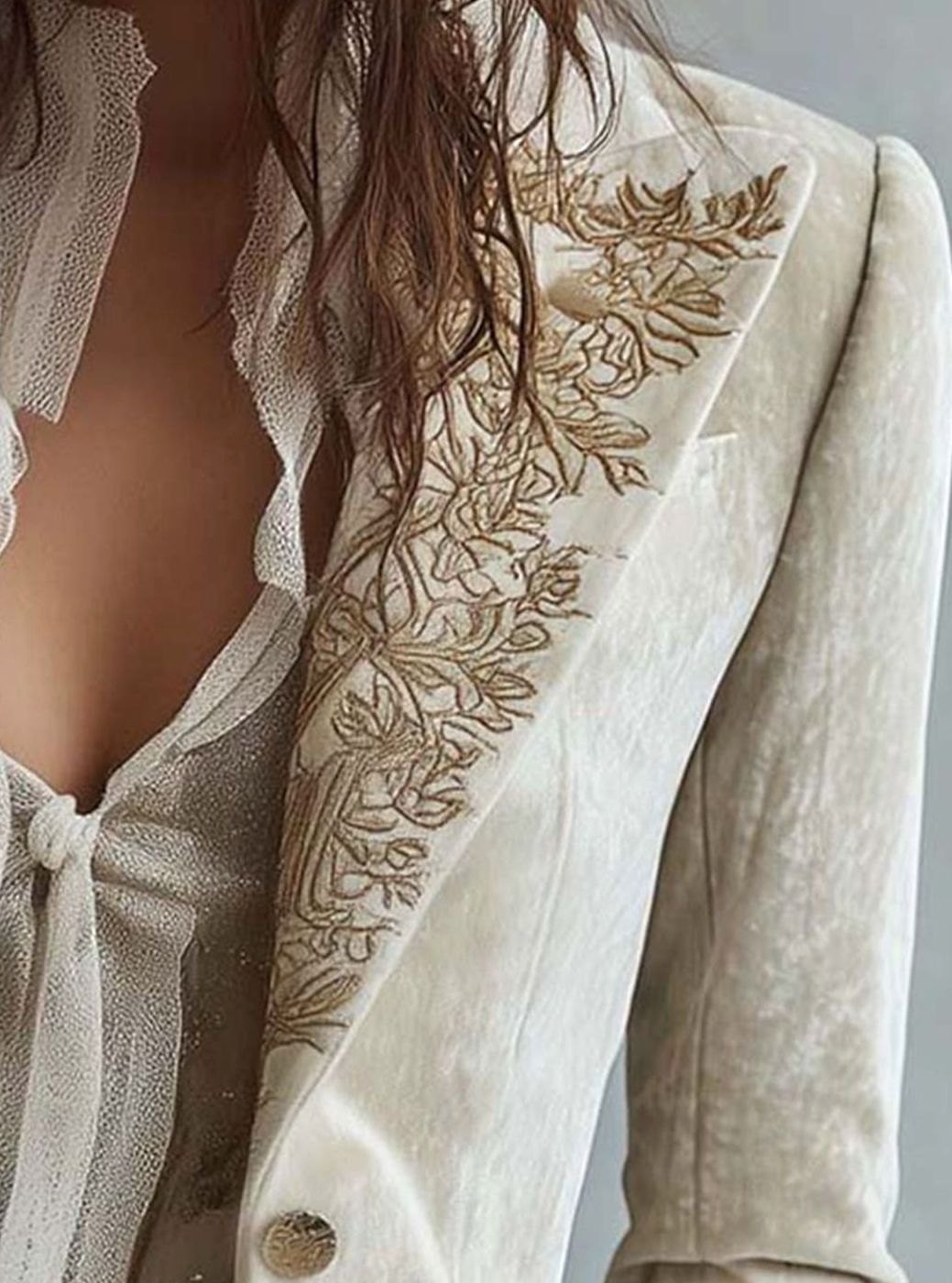 Women's Ivory Gold Embroidered Structured Tailored Blazer