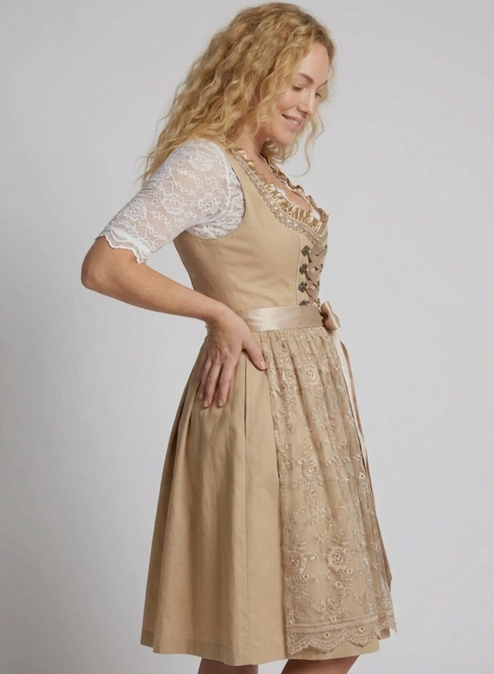 Women's Lace-Up Lace-Blouse Knee-Length Dirndl Dress