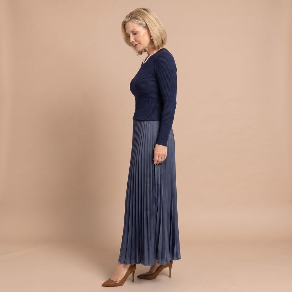 Women's Long Sleeve Ribbed Knit Pleated Midi Dress