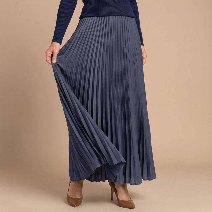 Women's Long Sleeve Ribbed Knit Pleated Midi Dress