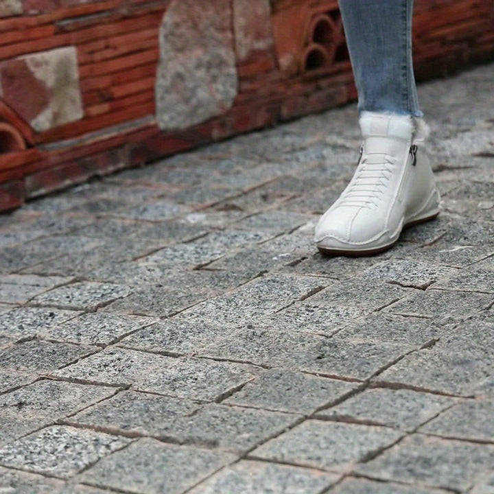 Women's Orthopedic Faux-Fur Lined Lace-Up Winter Ankle Boots