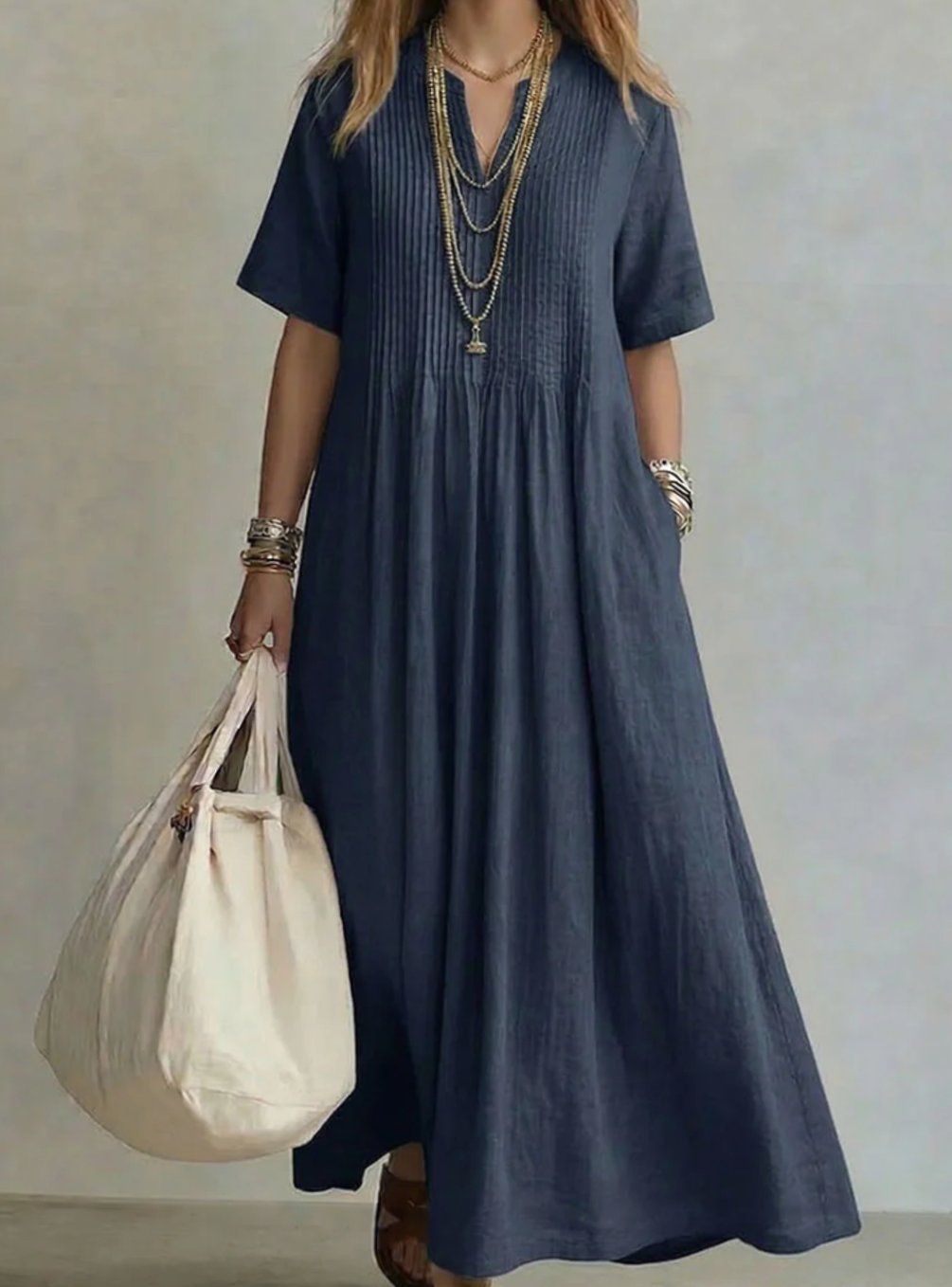 Women's Pintuck V-Neck Flowy Short Sleeve Maxi Dress - Navy Blue
