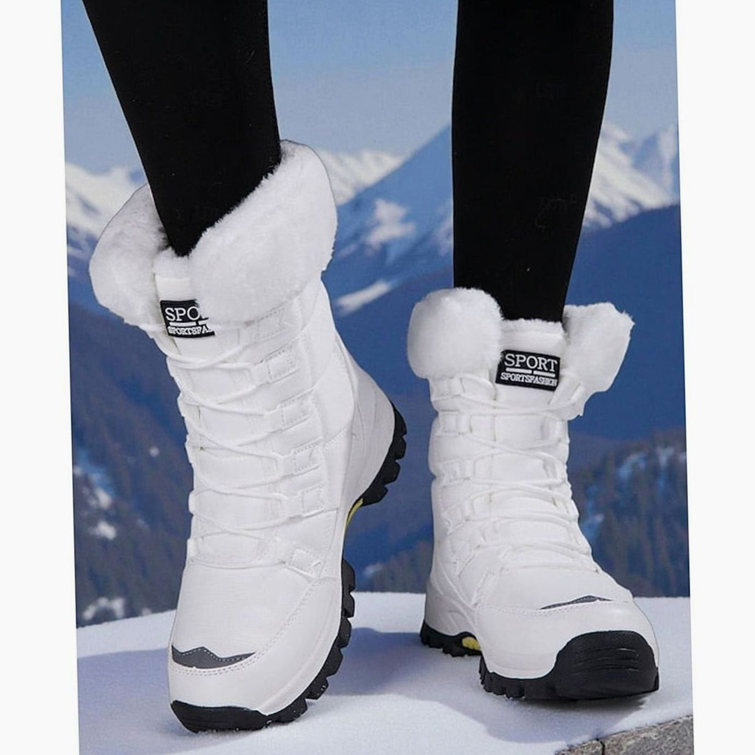 Women's Plush-Lined Lace-Up Snow Boots - White