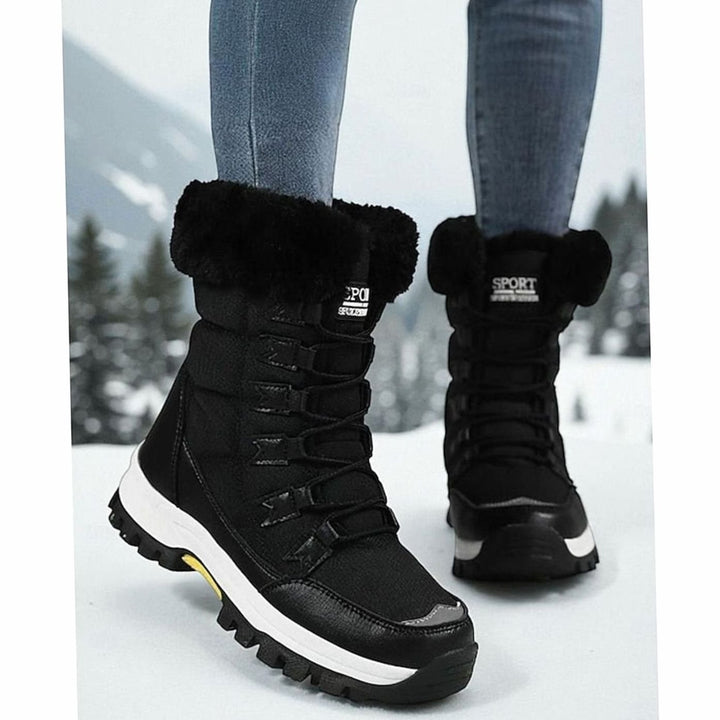 Women's Plush-Lined Lace-Up Snow Boots - Black