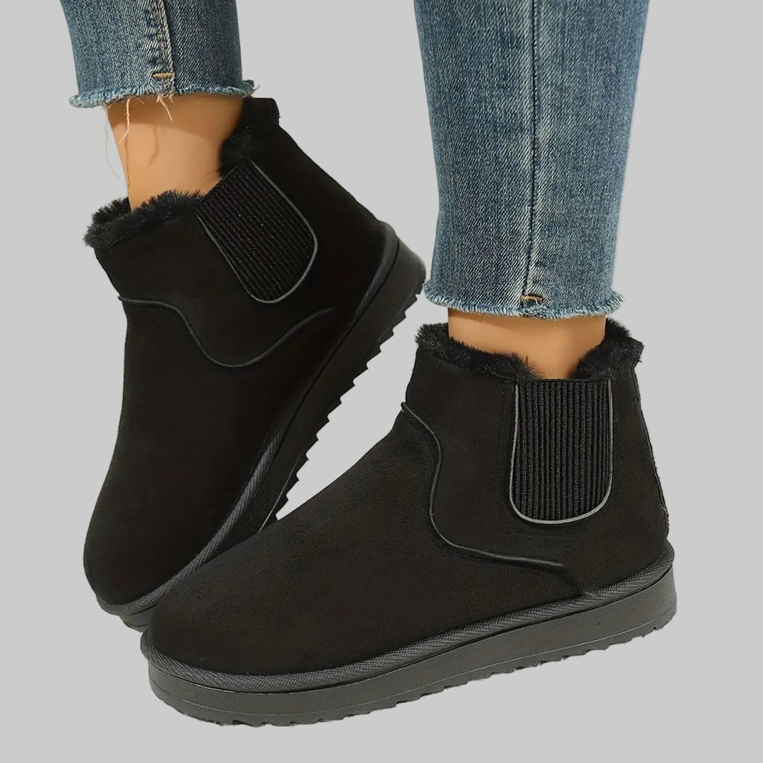 Women's Plush-Lined Slip-On Platform Ankle Winter Boots - Black