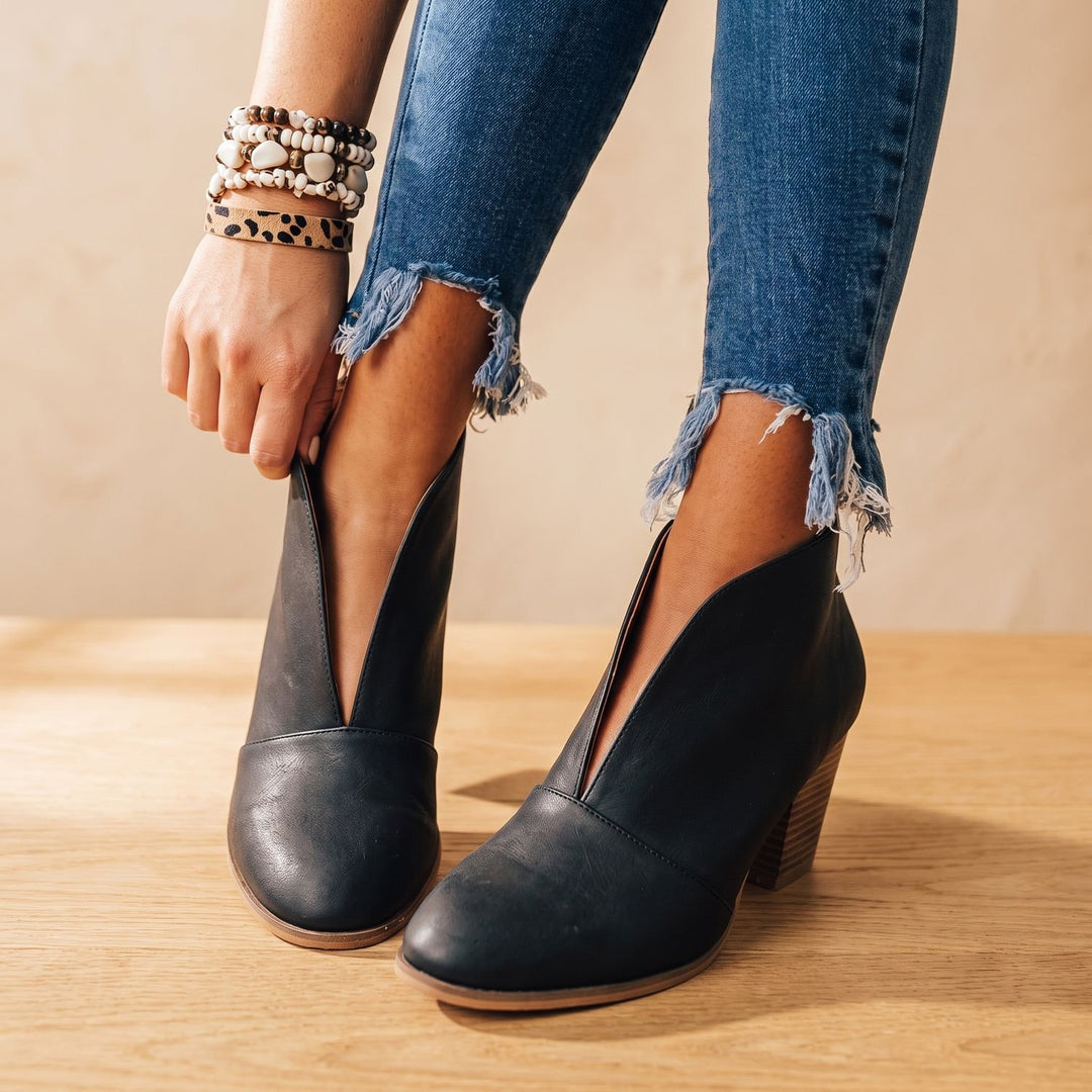 Women's Pointed-Toe Block-Heel V-Cut Ankle Boots - Black