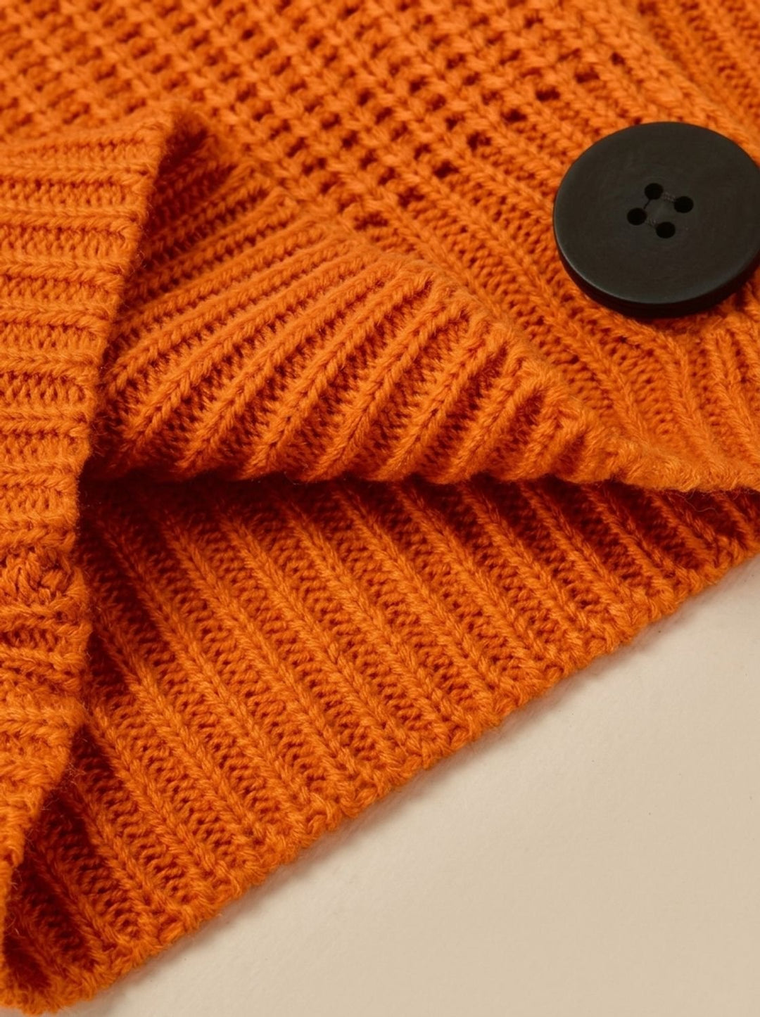 Women's Relaxed-Fit Ribbed Knit Folded-Collar Pullover Sweater