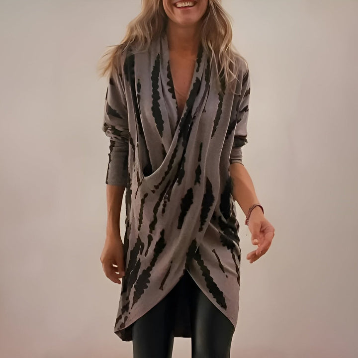 Women's Relaxed V-Neck Abstract Print Long Tunic Top