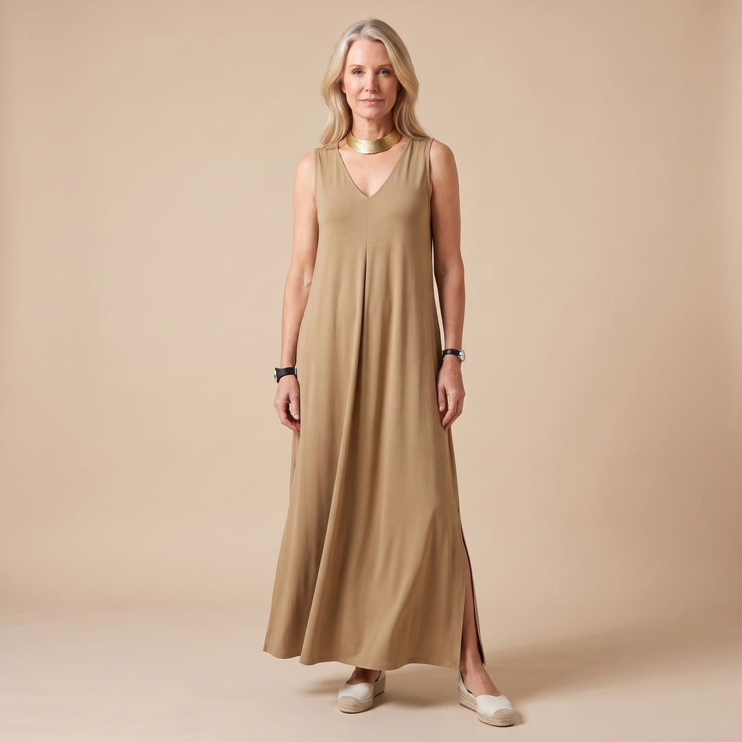 Women's Sleeveless V-Neck Flowy Maxi Dress