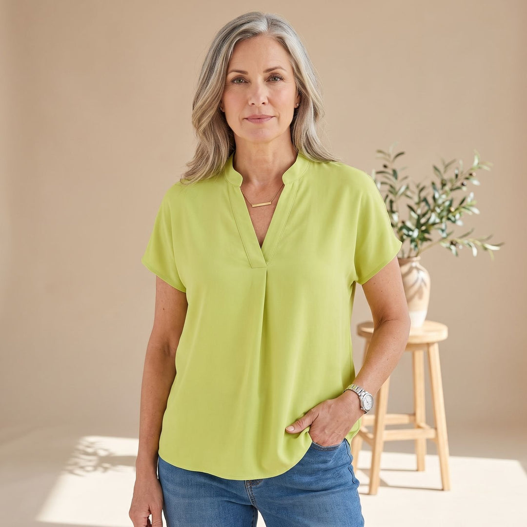 Women's V-Neck Short-Sleeve Relaxed Blouse - Green