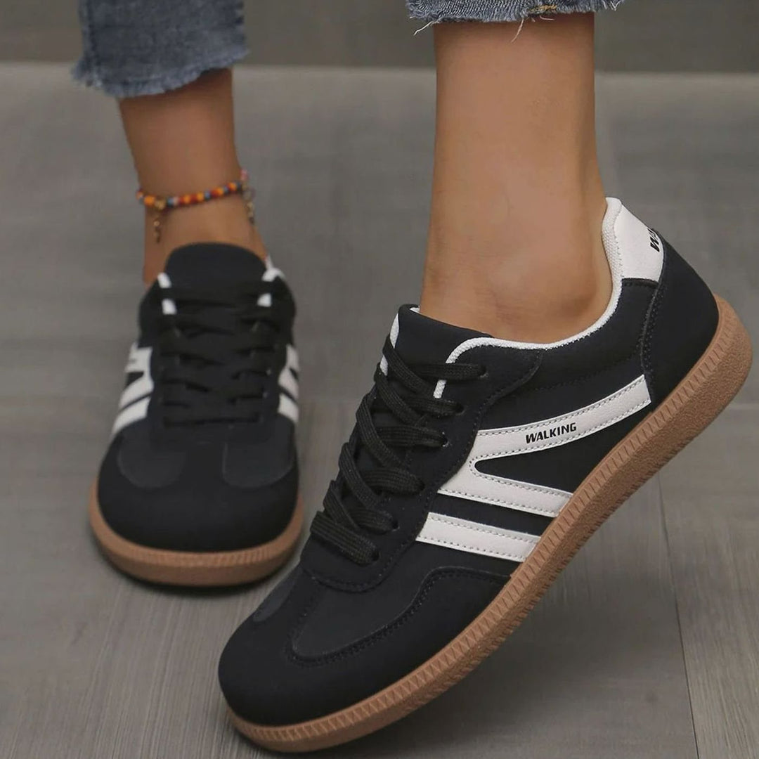 Women's Wide Toe Box Orthopedic Lace-Up Sneakers